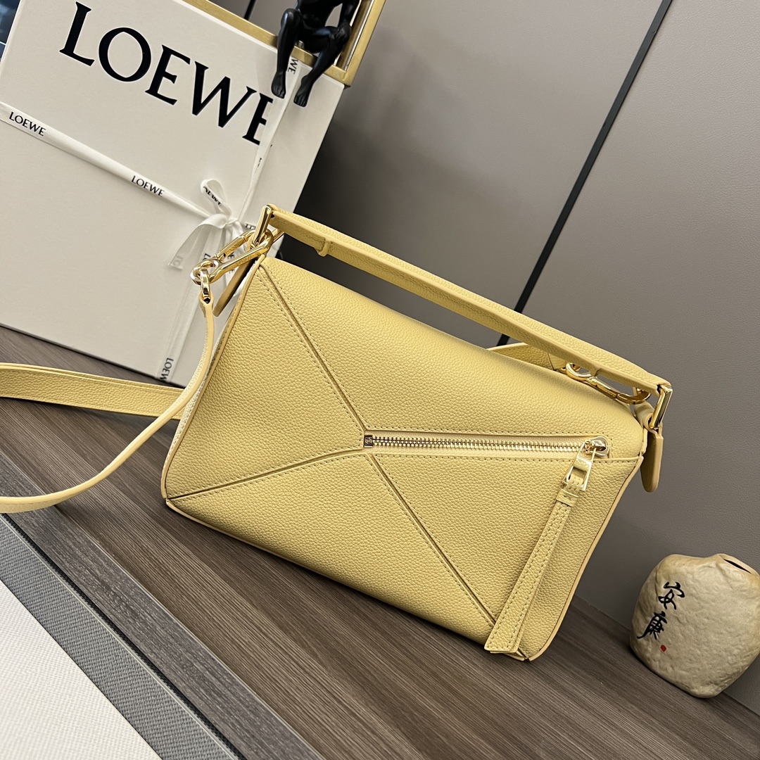 Loewe Puzzle Bags